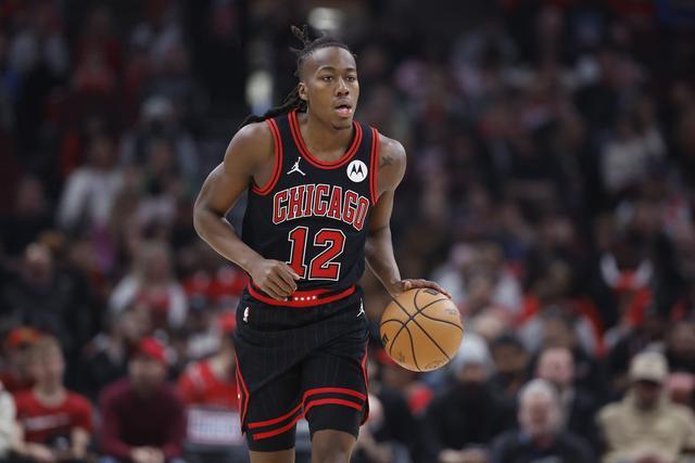 杨瀚森23分14板8助青岛大胜福建 上海力克山西