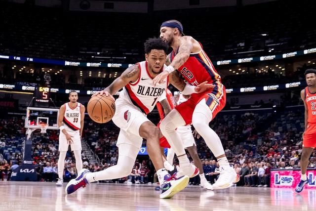 莫兰德22+10辽宁大胜四川 原帅21分山西胜吉林