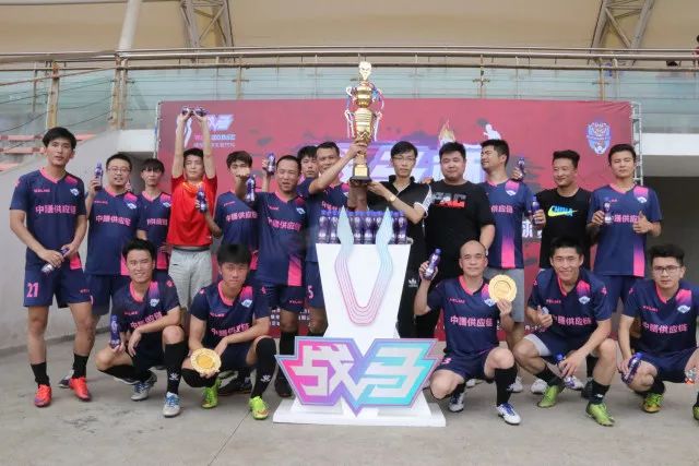 西甲-拉菲尼亚双响德容破门 巴萨5-1马略卡